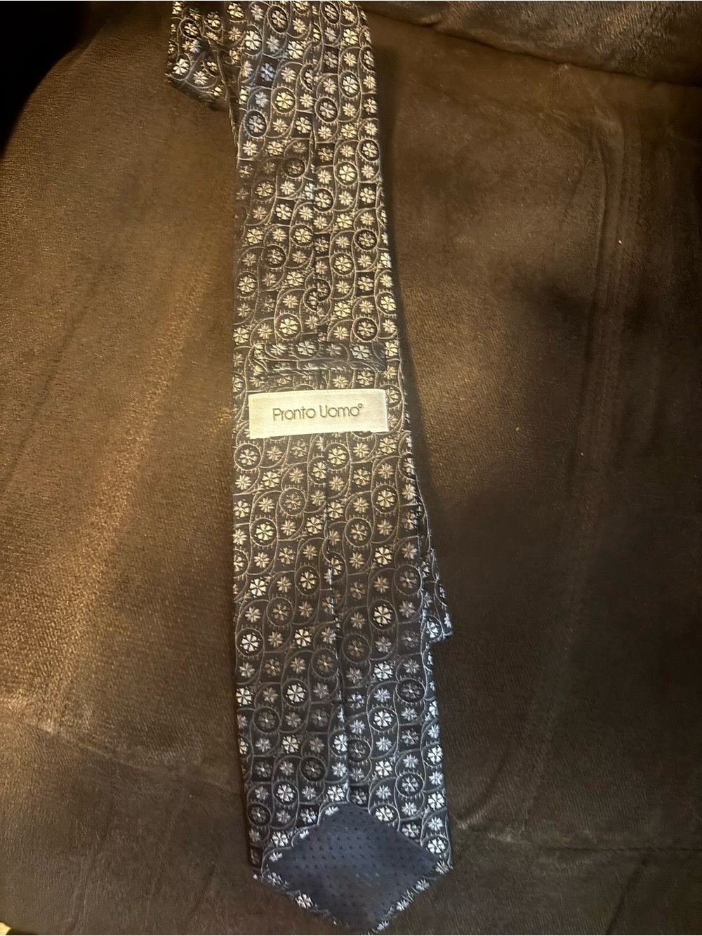 Pronto Uomo Black and Silver Geometric Silk Tie
